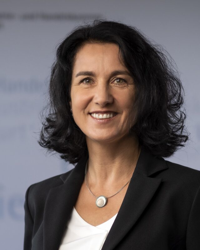Dr. Cornelia Haase-Lerch